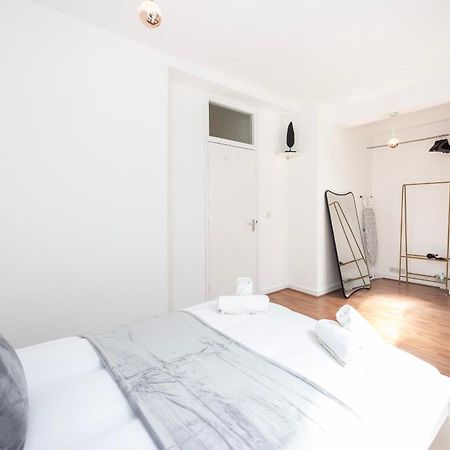 Spacious 1 Bedroom Near London Bridge - 5 Min Walk Exterior foto